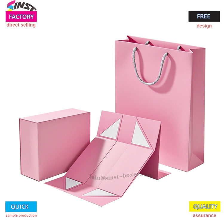 Подарункова коробка з краваткою